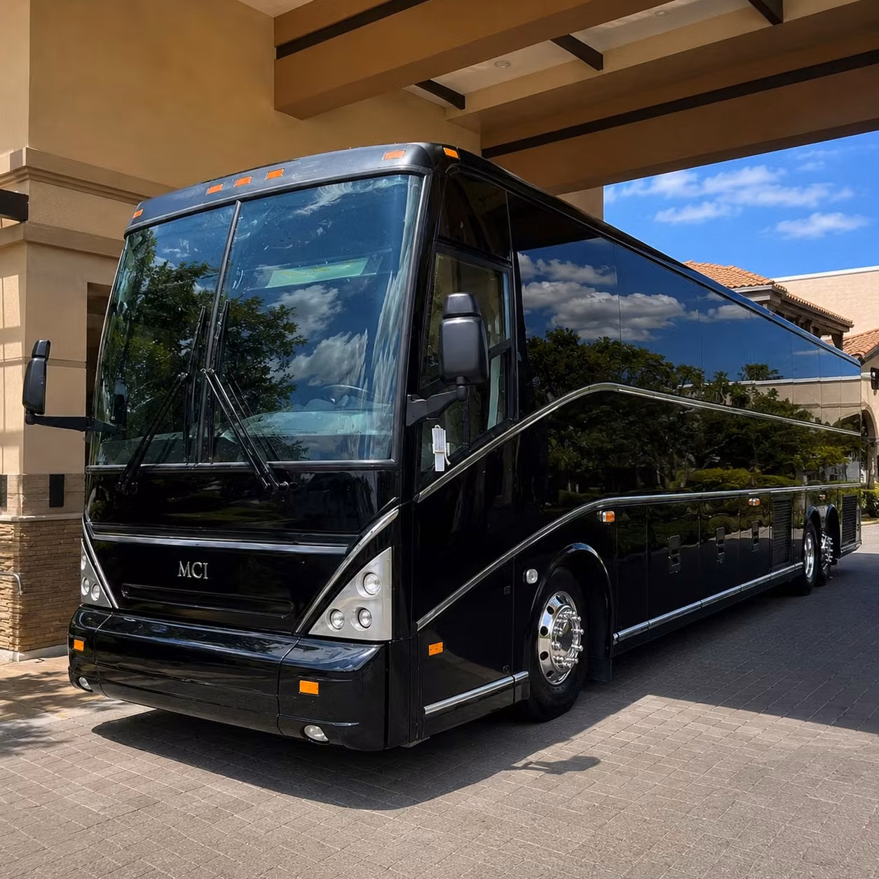 conference and convention shuttle bus rentals in las cruces