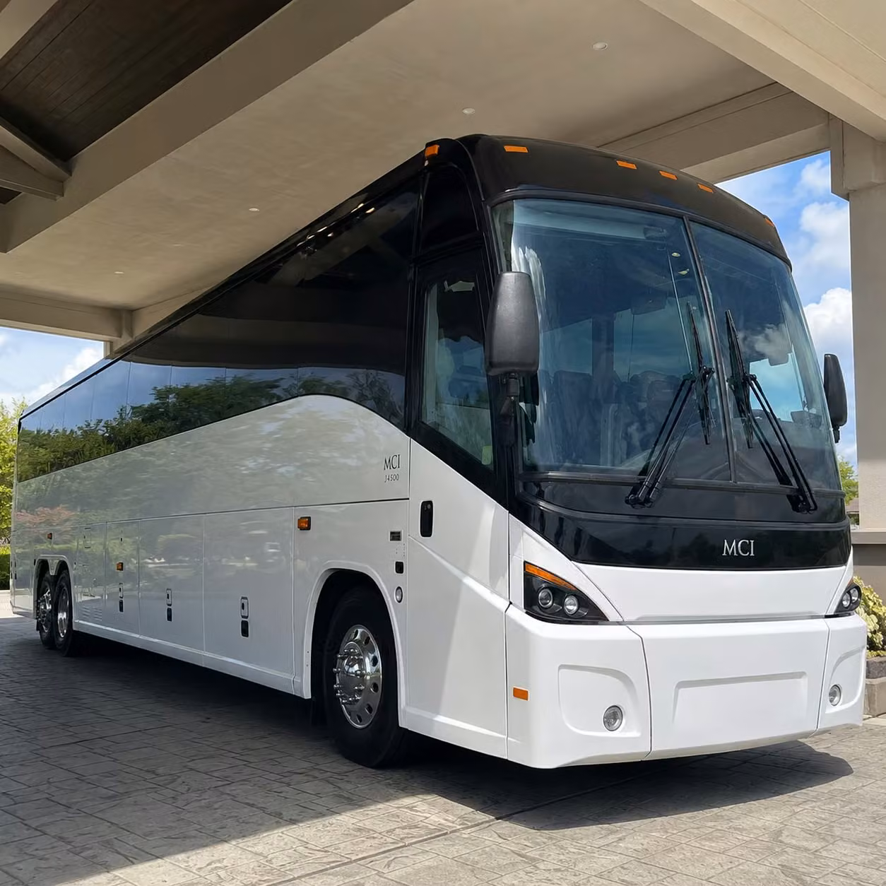 why las cruces businesses on the east mesa need a private commuter shuttle