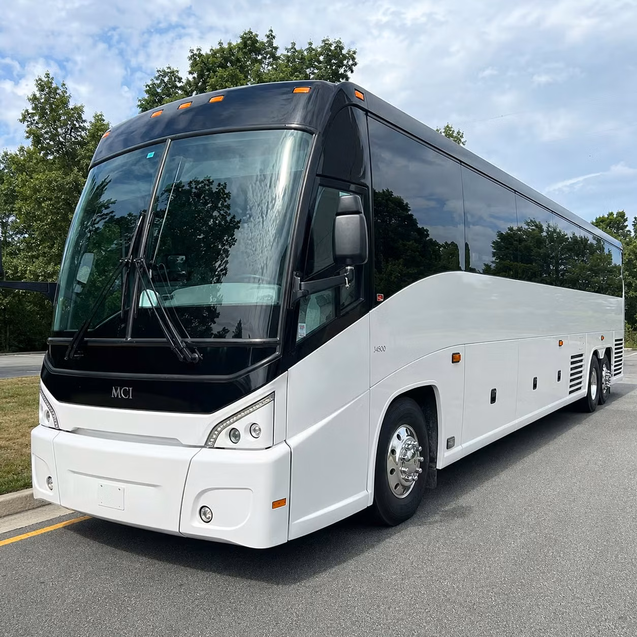 you can find and book long distance transportation in las cruces and any nearby city